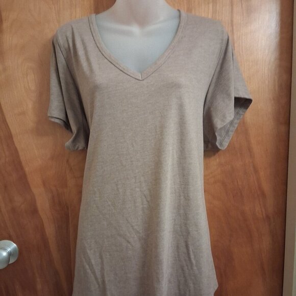 Torrid women's tan brown Tee shirt top pullover lightweight soft plus size 3X - Picture 1 of 5